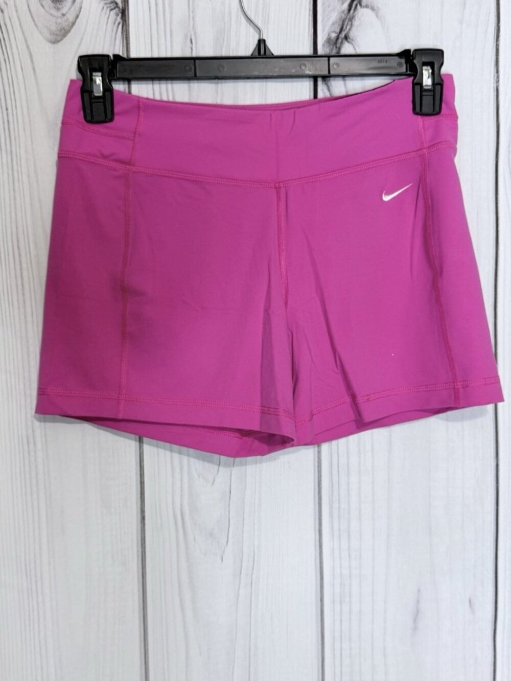 Nike 4.5" Shorts Woman Size Medium Hot Pink Dri Fit Nylon Spandex